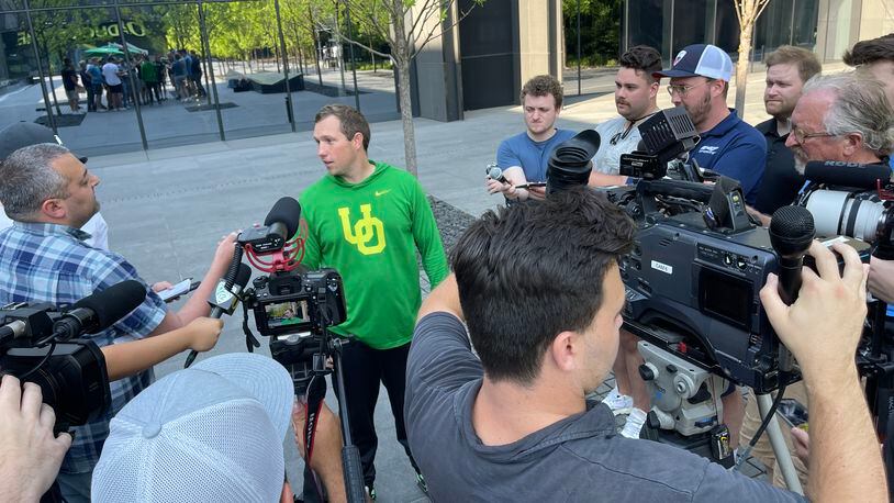 Bo Nix And Kenny Dillingham Are Making Magic At Oregon