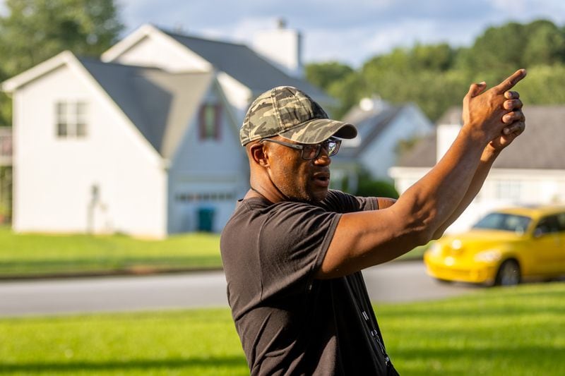 Dogwood Lakes resident Frankie Worth describes how he witnessed the shooting of his neighbor during a mass shooting in Hampton on Saturday.