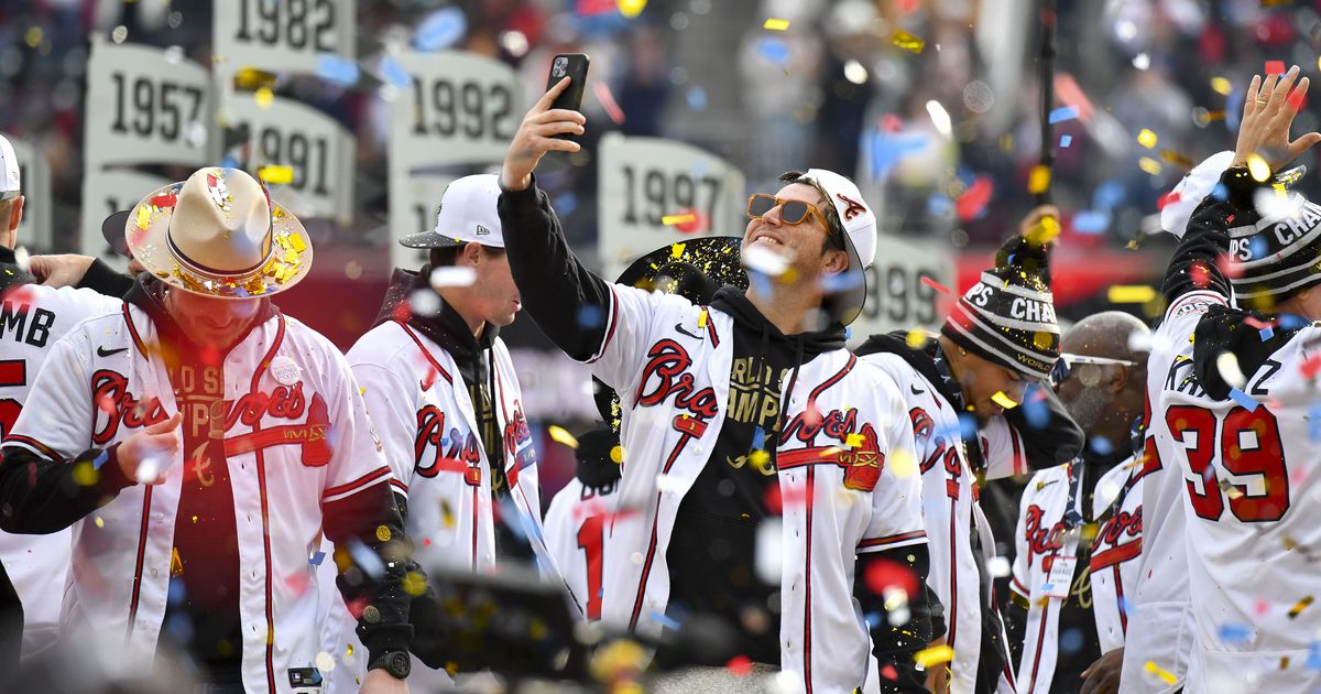 Fans revel after Braves win World Series at Fenway Park - The