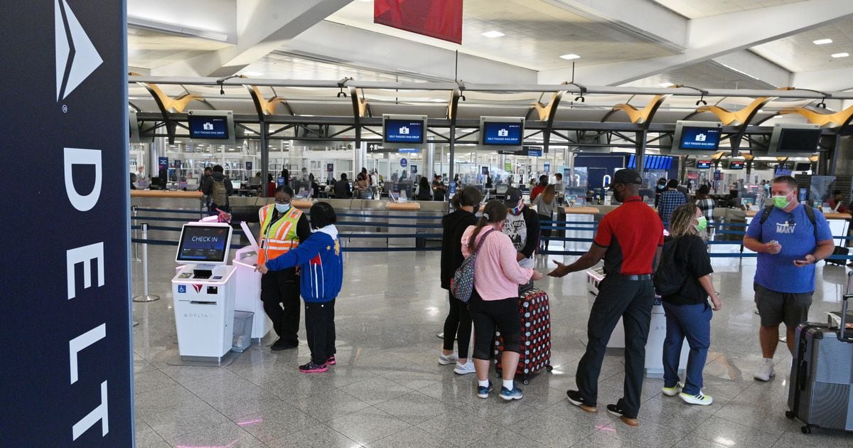Why You Should Use Curbside Baggage Check-In