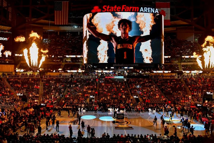 The Atlanta Hawks hosted the Indiana Pacers Tuesday, November 21, 2023 at State Farm Arena. (Daniel Varnado/For the AJC)