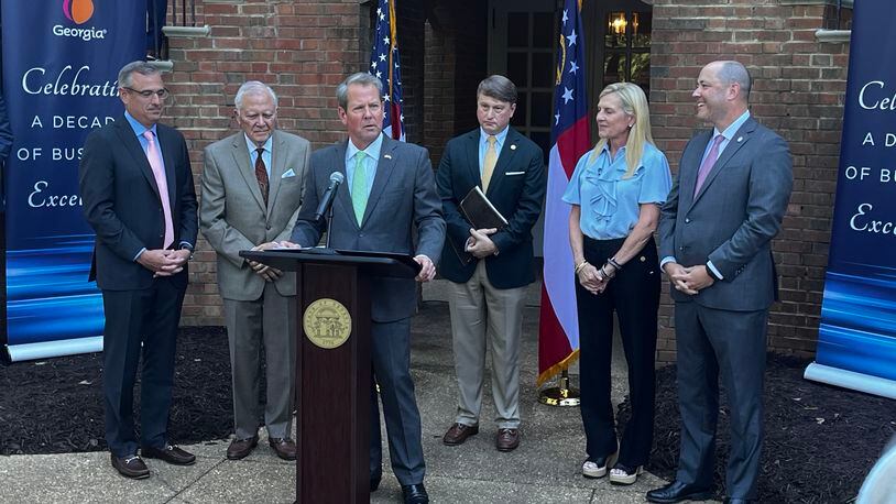 Gov. Kemp gives Georgia Bulldogs Day proclamation