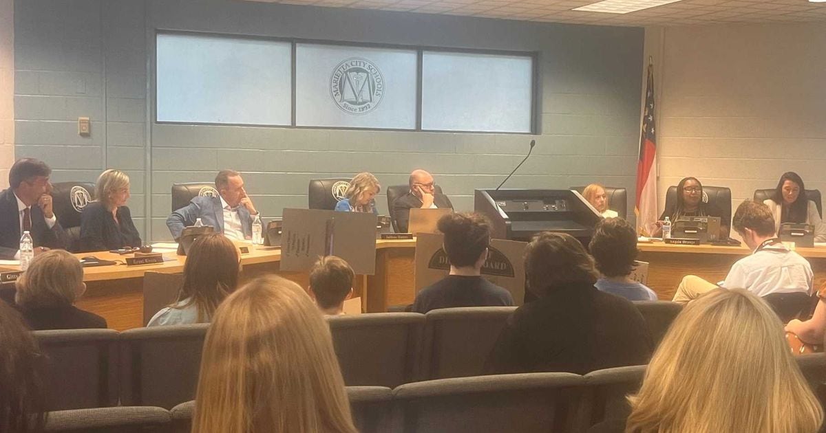 Marietta school district to review books for sexually explicit content