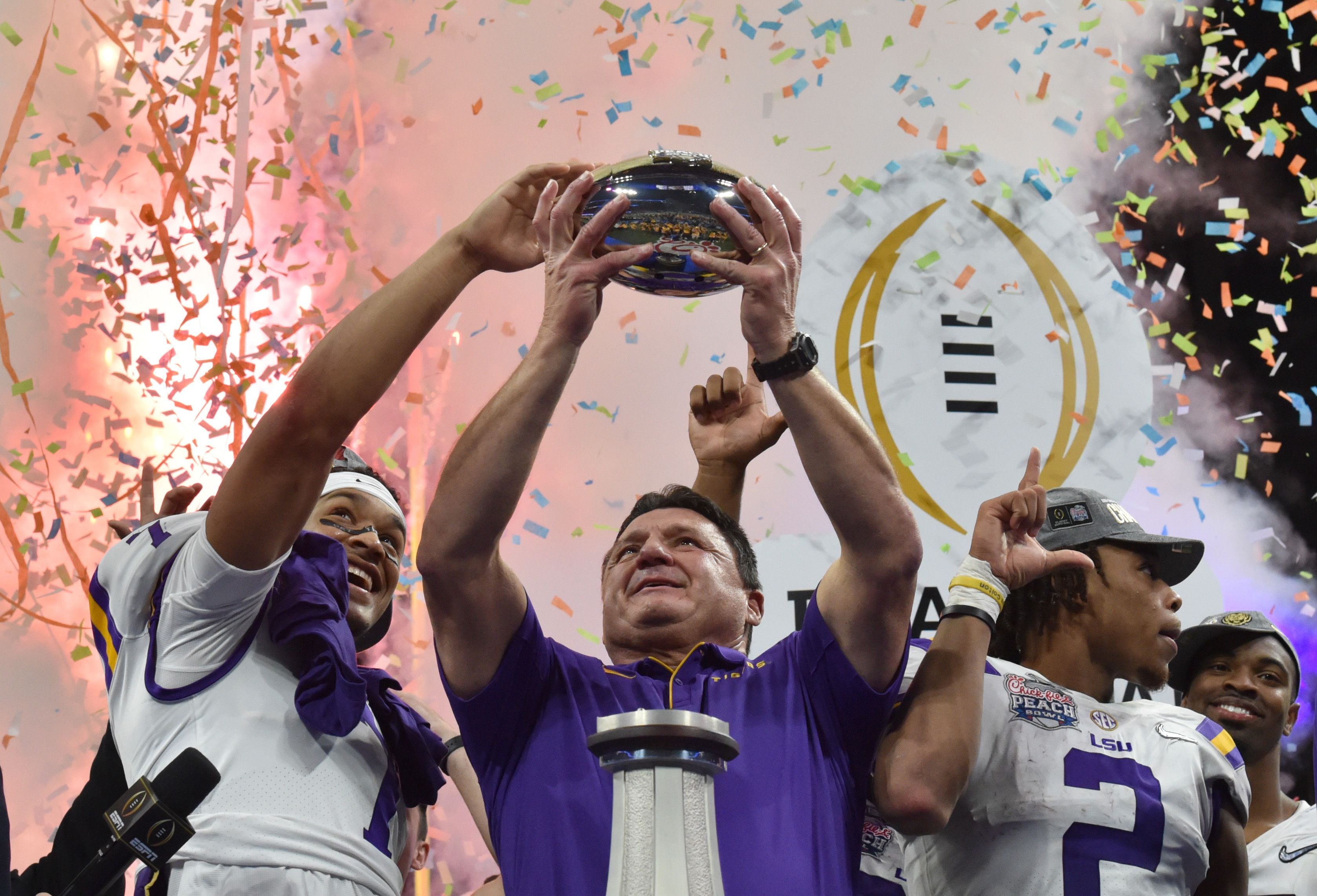 Joe Burrow already trying to get the LSU band back together with