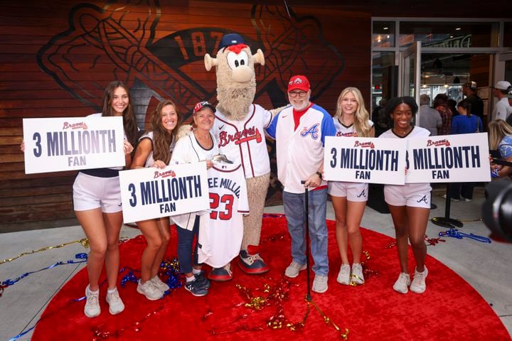 Three-millionth fan celebrated at Braves game