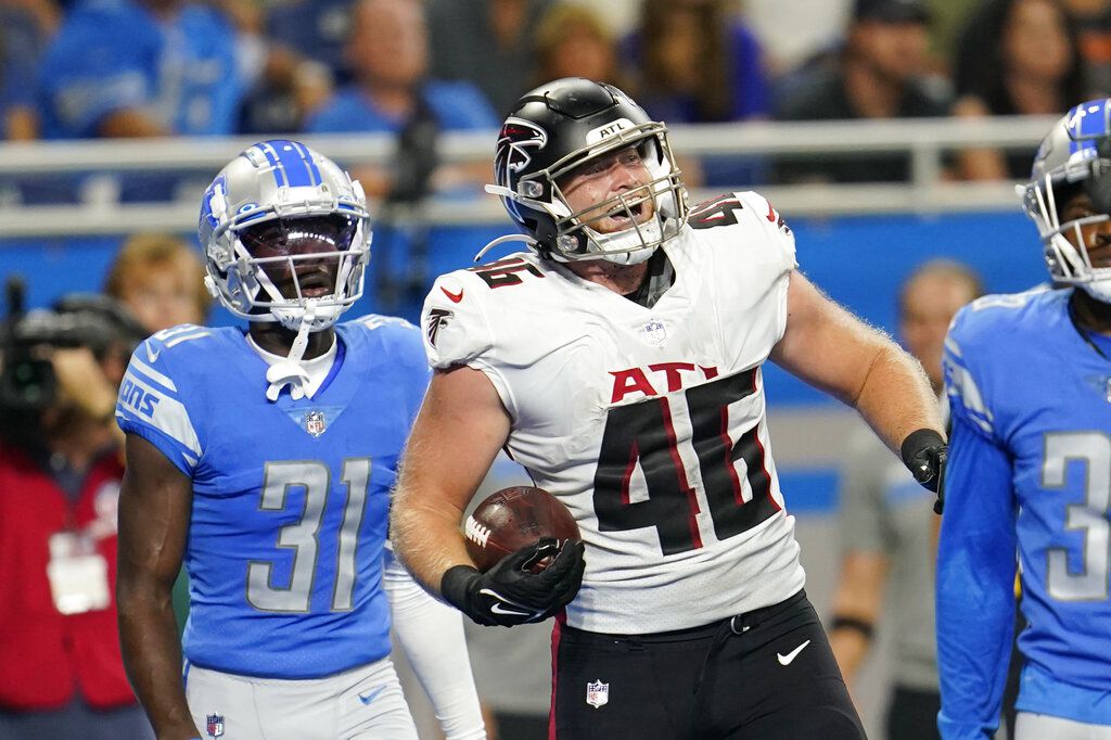 Falcons place TE Parker Hesse on injured reserve and bring back WR Frank  Darby