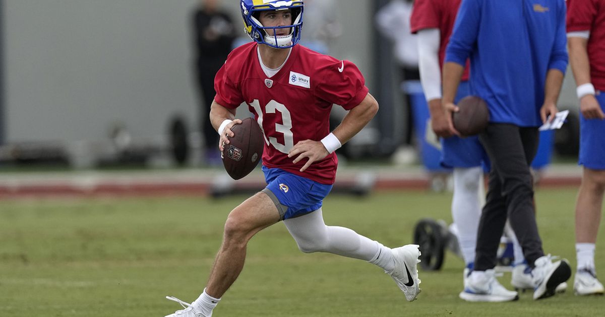 Stetson Bennett in a Uniform for the Los Angeles Rams - Sports Illustrated  Georgia Bulldogs News, Analysis and More