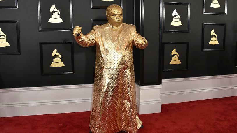 Adele at the red carpet of 'Grammy 2017