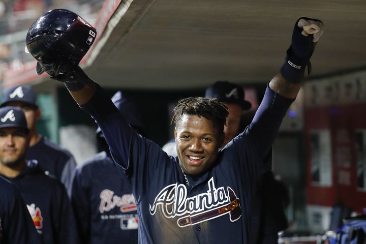Andruw Jones BEST and MOST MEMORABLE Braves moments! (19-year-old superstar  to 50 HR hitter!) 