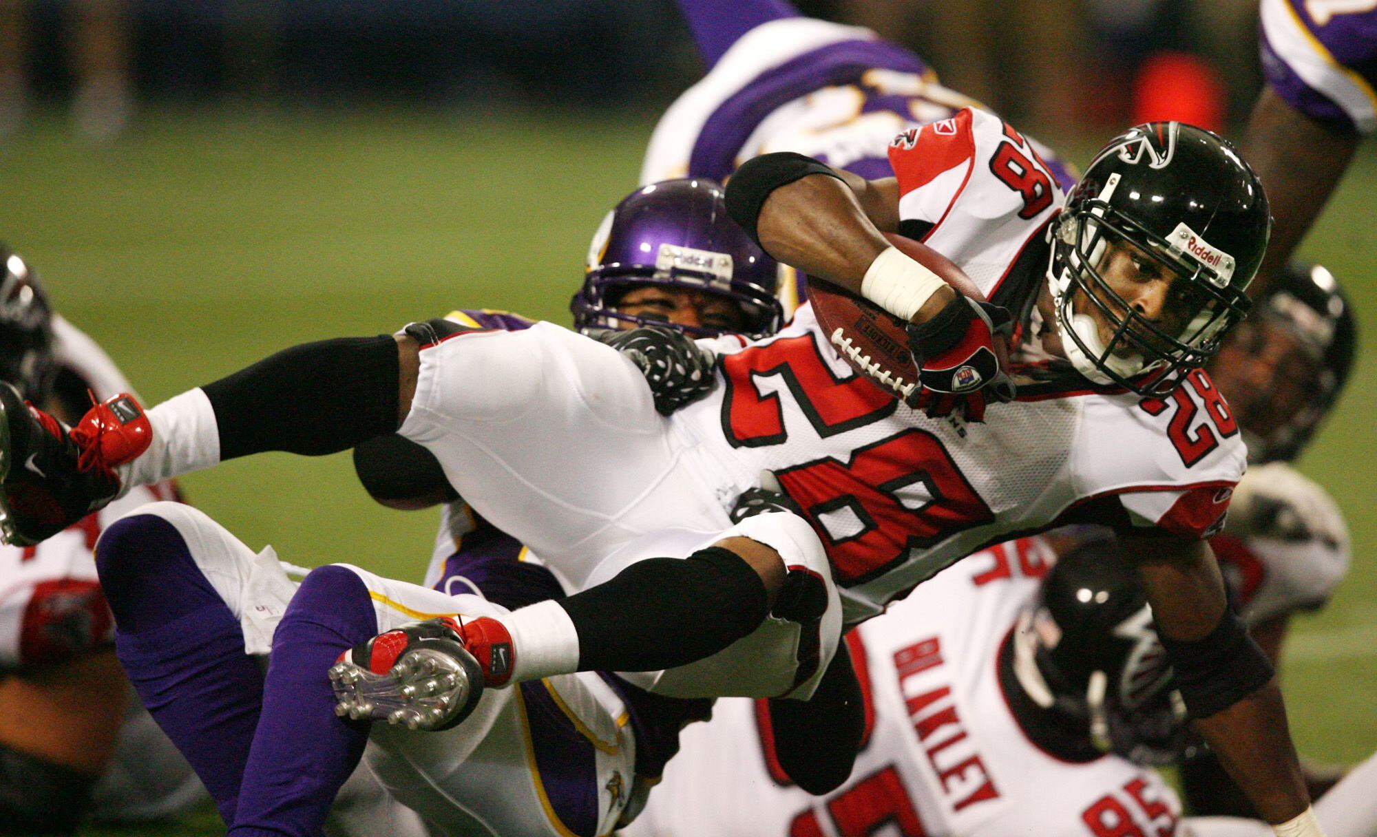 Falcons Throwback Thursday: Remembering former RB Warrick Dunn - The  Falcoholic