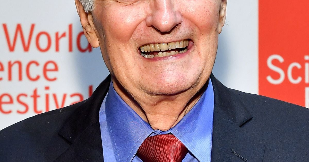 M*A*S*H Actor, Writer Alan Alda to Speak at Cornell - The Cornell Daily Sun