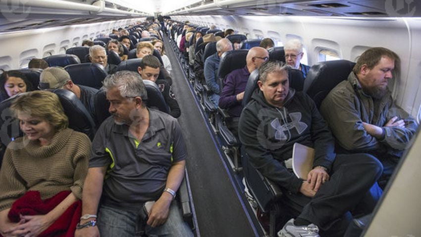 Congress Considers Weighing in on Airline Seat Sizes - ABC News