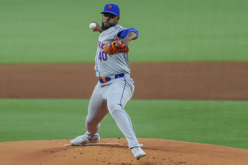 New York Mets pitcher Luis Severino throws in the first inning of a baseball game against the Atlanta Braves, Tuesday, Sept. 24, 2024, in Atlanta. (AP Photo/Jason Allen)