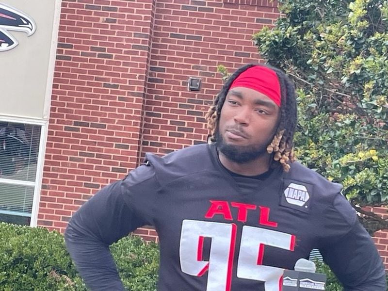 Falcons rookie defensive tackle Ta'Quon Graham after practice on Jan. 5, 2022.