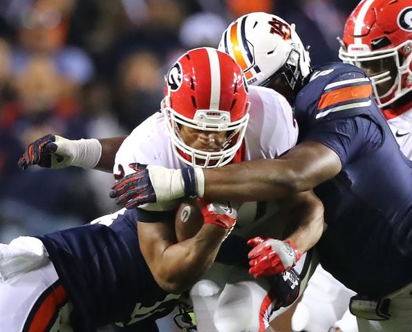 Photos: Bulldogs are crushed by Auburn