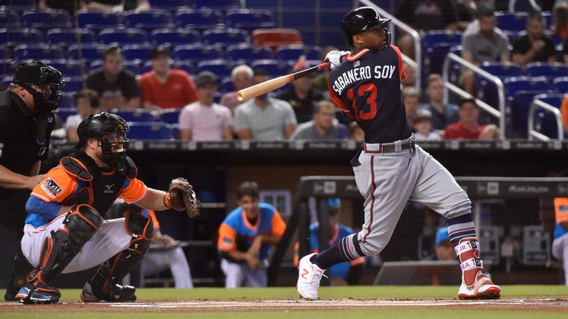 Photo: Florida Marlins vs Atlanta Braves - 