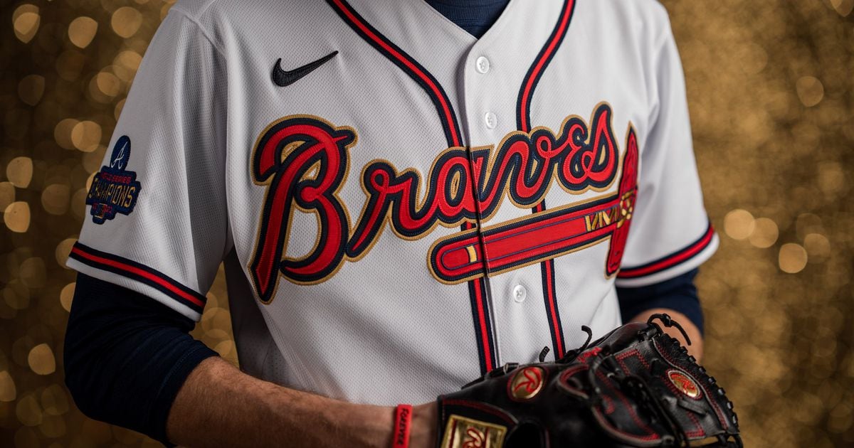 In uniform choice, Atlanta Braves go for the gold on season's