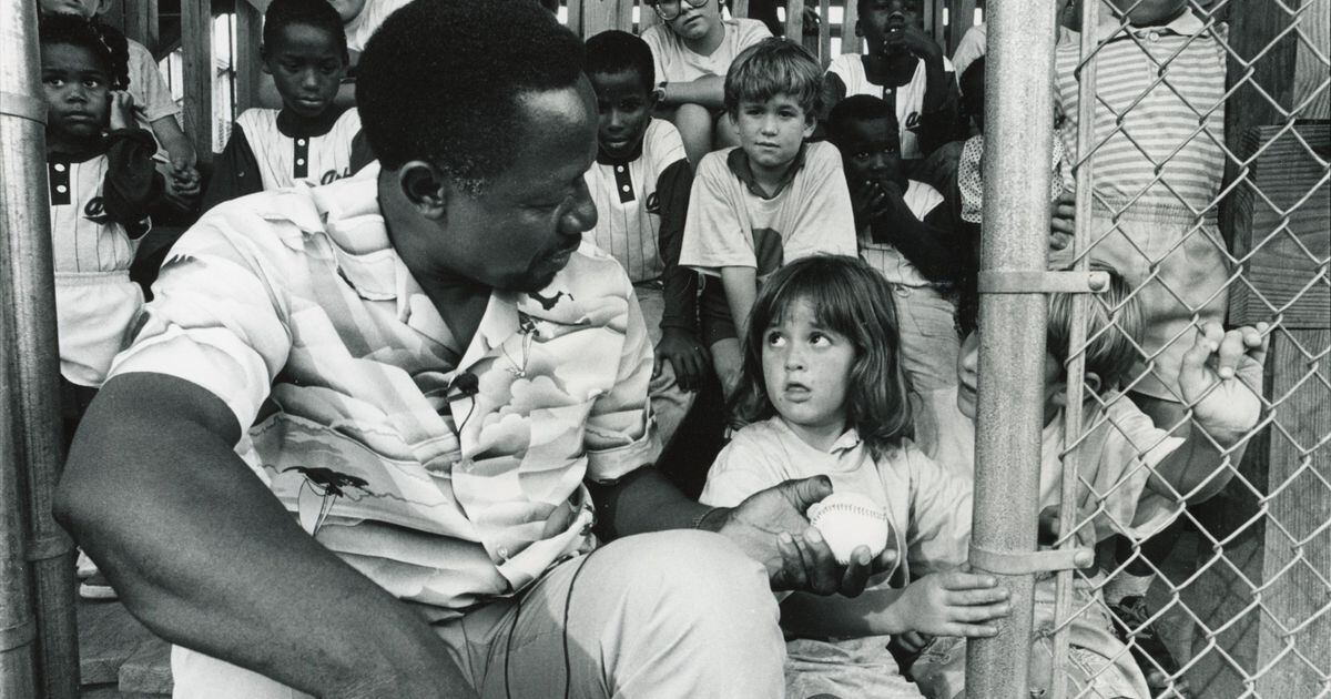 Hank Aaron during the pregame festivities in his honor, 1974 - Atlanta  Journal-Constitution Photographs - Georgia State University Library Digital  Collections