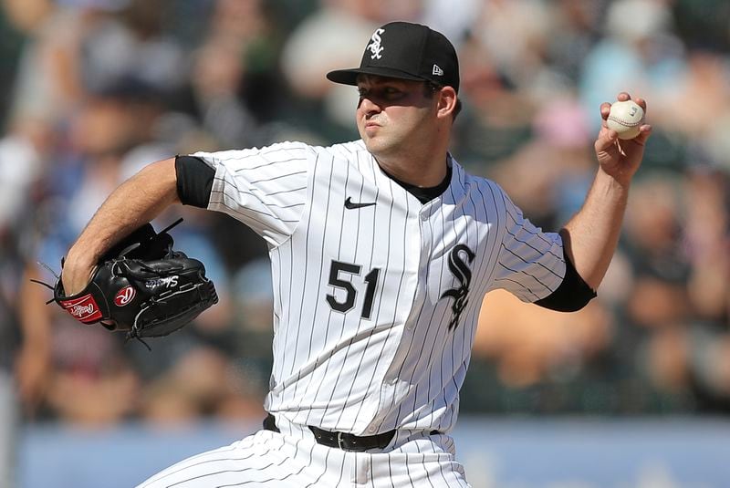 Chicago White Sox's Jared Shuster throws during the fifth inning of a baseball game against the Atlanta Braves Thursday, June 27, 2024, in Chicago. (AP Photo/Melissa Tamez)
