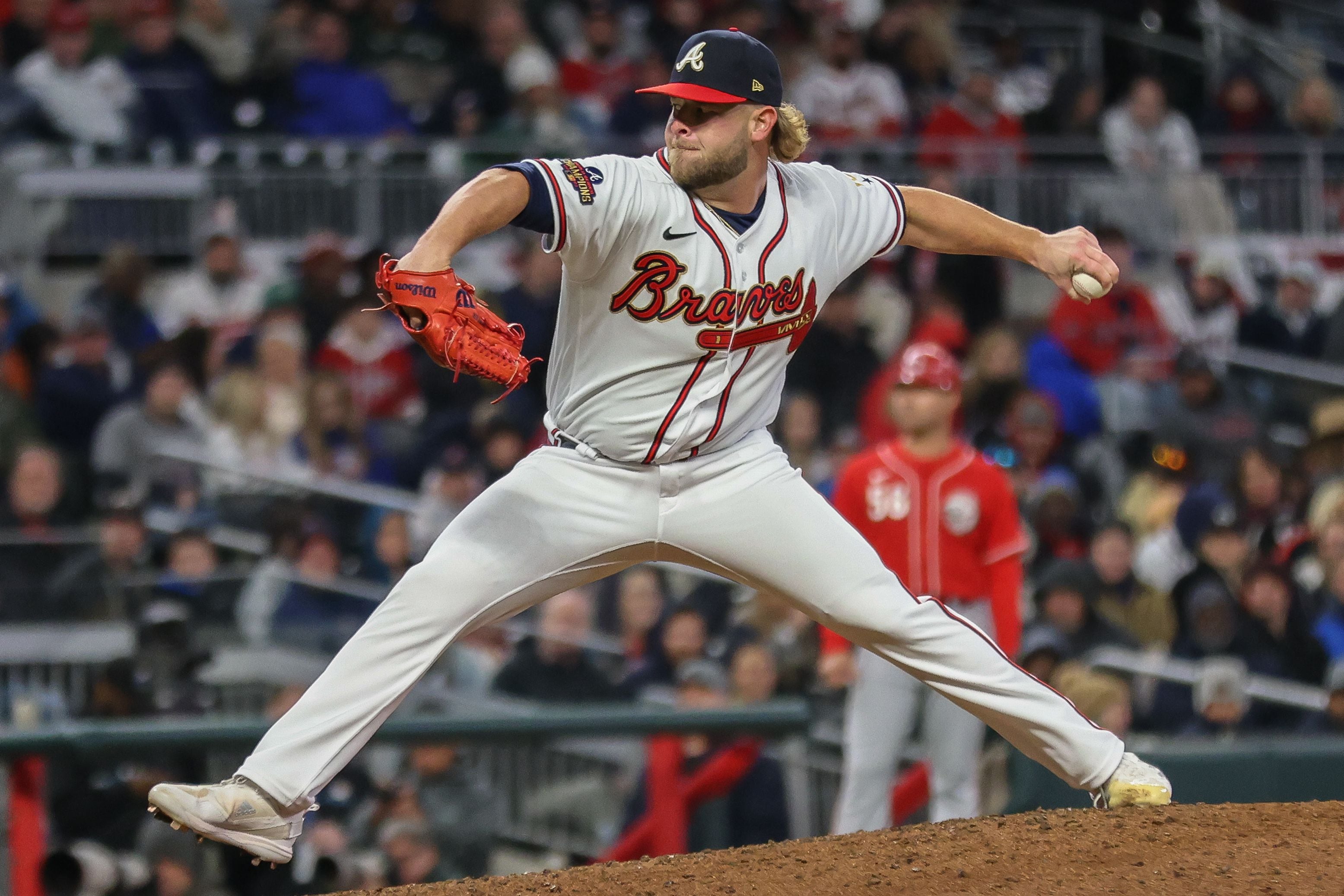 AJ Minter placed on IL with sore shoulder, another blow to Braves bullpen -  The Atlanta Voice