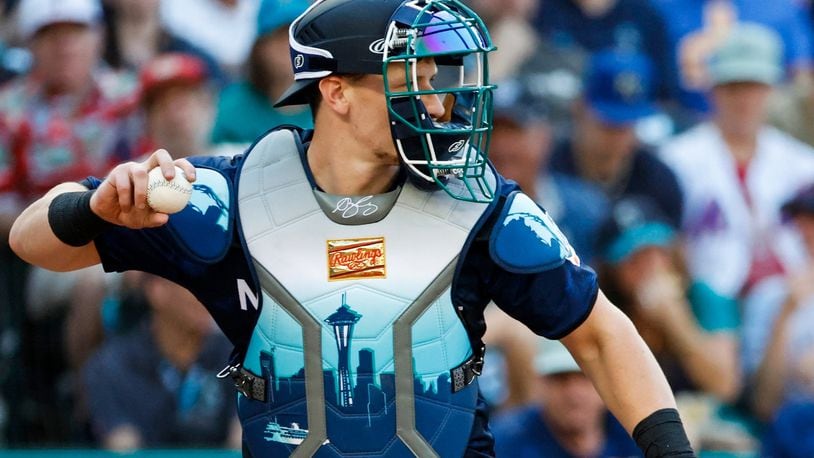 Atlanta Braves, Gold Glove catcher Sean Murphy agree to six-year