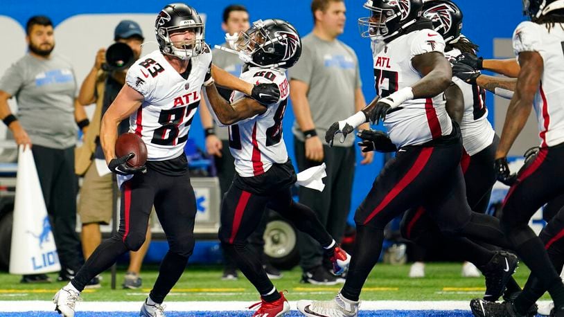 Bernhardt catches winning TD pass for Atlanta against Detroit