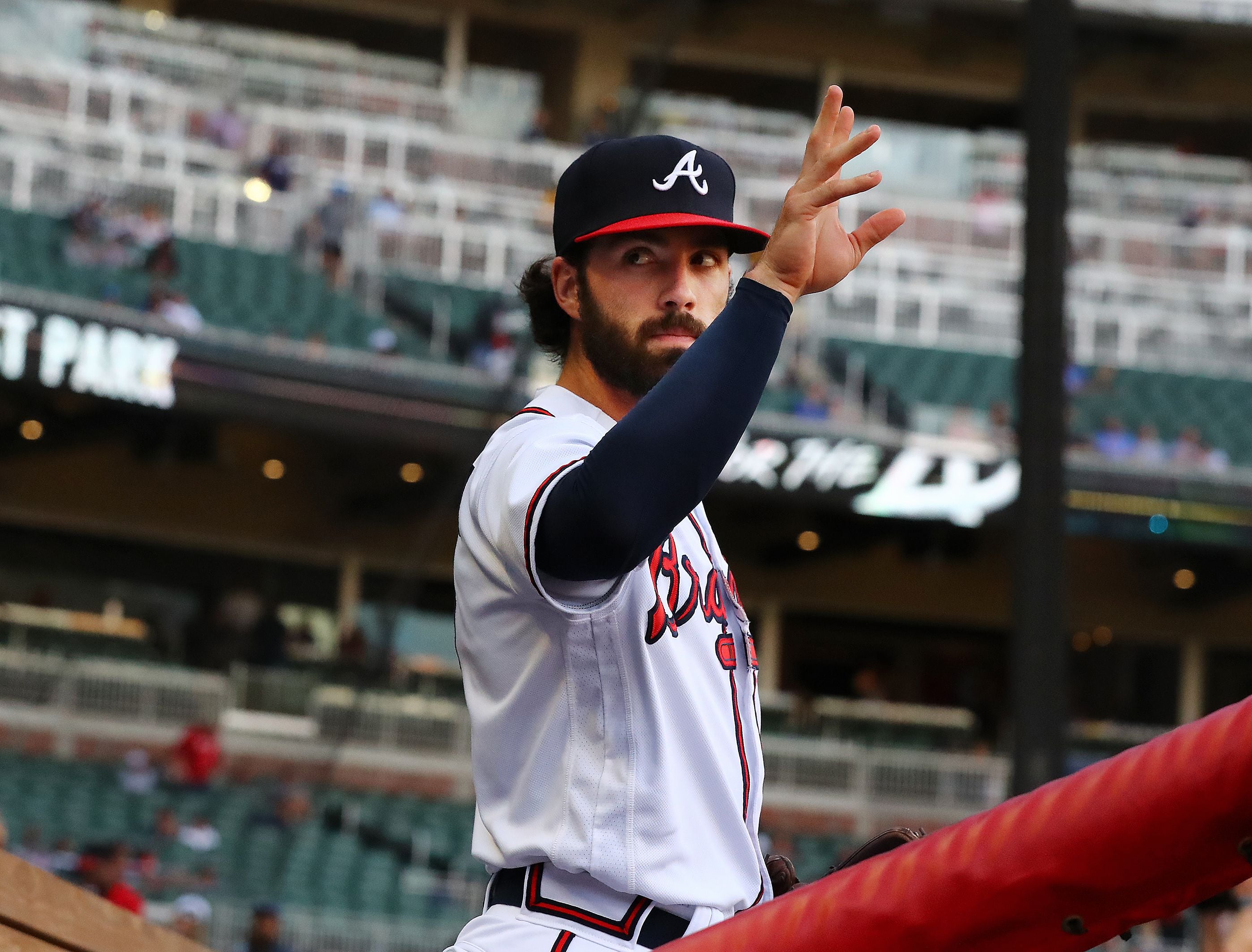 Dansby Swanson explains why he signed with Cubs with emotional