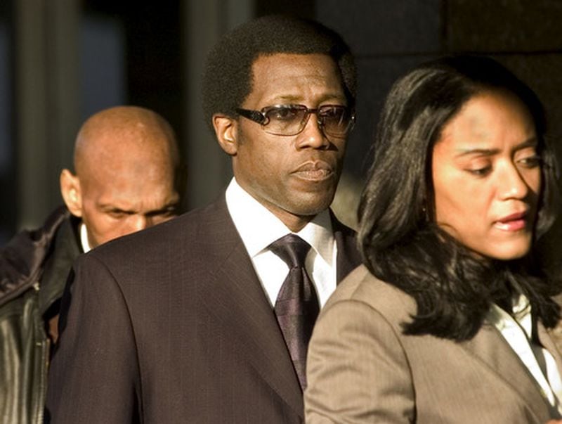 Actor Wesley Snipes enters an Ocala, Florida, courthouse for his tax evasion trial.