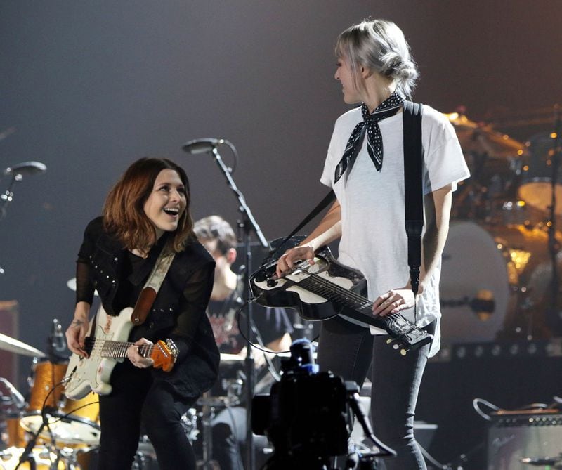 Atlanta's Larkin Poe - Rebecca Lovell (left) and sister Megan - kept the crowd intrigued with an opening set of stinging blues-rockers. Photo: Robb Cohen Photography & Video /RobbsPhotos.com