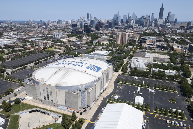 Preparation is underway at the United Center ahead of the Democratic Convention, Thursday, July 25, 2024, in Chicago. (AP Photo/Erin Hooley)