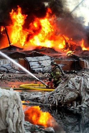 Fulton warehouse fire generates massive smoke plume