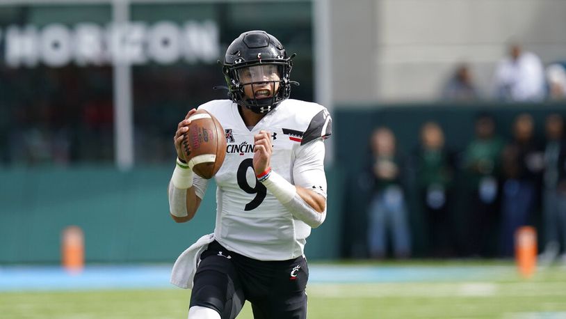 Falcons Draft QB Cincinnati Desmond Ridder with third-round pick