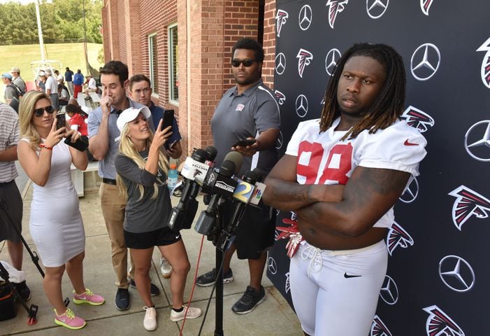 Photos: Falcons continue offseason workouts