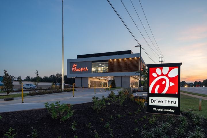 Chick-fil-A opens first-ever elevated drive-thru restaurant near Atlanta