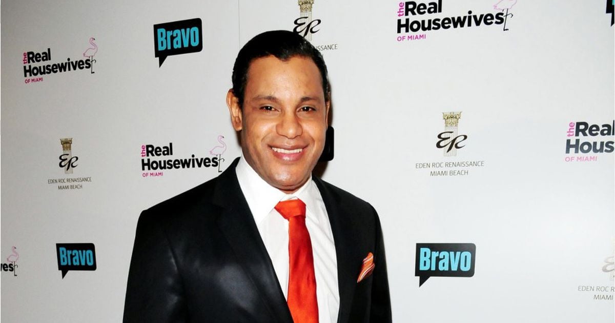 Sammy Sosa poses in cowboy getup for wife Sonia's birthday