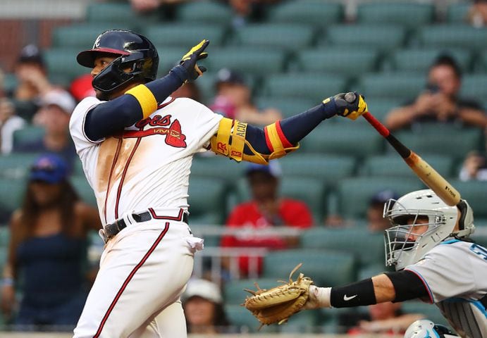 Braves sweep to take NL East lead; Mets look unprepared for