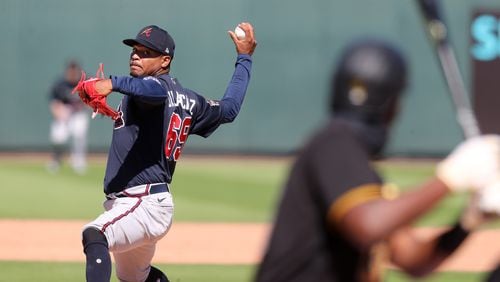 Braves pitcher Jasseel De La Cruz delivers against the Pittsburgh Pirates during a  spring training baseball game March 4, 2021, in Bradenton, Fla. (Curtis Compton / Curtis.Compton@ajc.com)