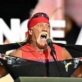 RNC: Hulk Hogan, professional entertainer and wrestler, reveal “Trump” t-shirt as he speaks during the final day of 2024 Republican National Convention, Thursday, July 18, 2024, in downtown Milwaukee, WI. (Hyosub Shin / AJC)