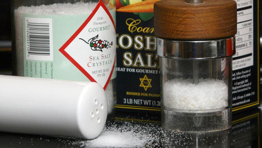 The Reason Restaurants Put Rice In Salt Shakers