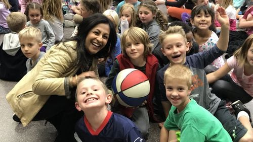 Kindness activist Gabriella van Rij brings her four-step “Make Kindness Your Choice” program to students at Ponderosa Elementary in Houston. CONTRIBUTED BY BOBBIE FOLSOM