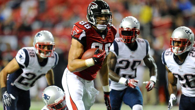 Atlanta Falcons: Tony Gonzalez another step closer to going out a