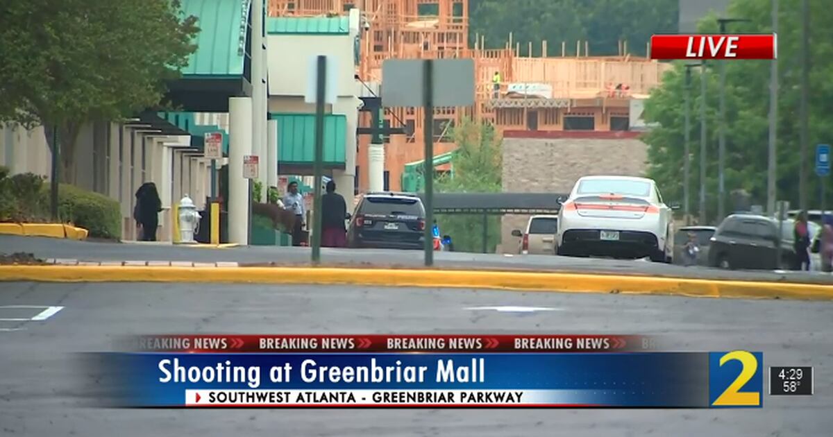 Lenox Square mall shooting - Two arrested after 'security guard