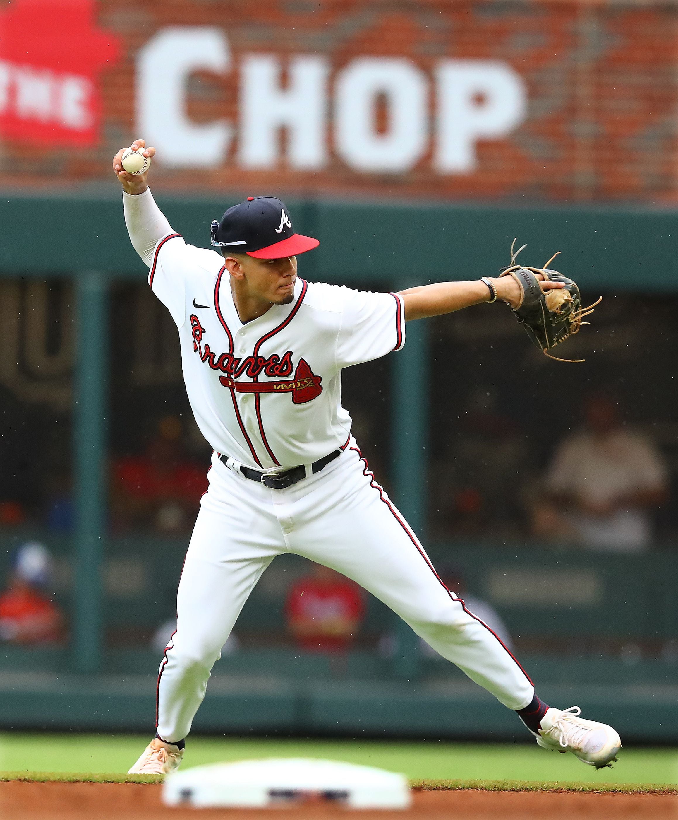 Braves sweep to take NL East lead; Mets look unprepared for