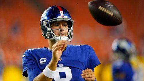 New York Giants quarterback Daniel Jones (8) catches the ball during warmups before the start against the Washington Football Team, Thursday, Sept. 16, 2021, in Landover, Md. (Alex Brandon/AP)