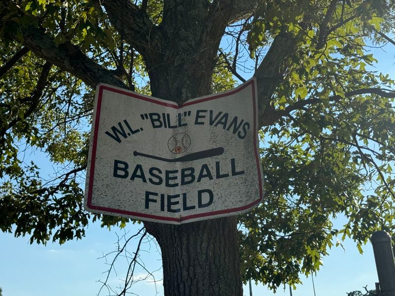 Earlier this year, The Marquis Grissom Baseball Association and Jay Edwards, the national alumni president at Morehouse College, wanted to makeover Bill Evans Baseball Field with a new turf field, dugouts, public seating, and an indoor facility for batting practice.