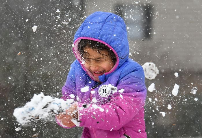 Winter storm hits metro Atlanta, North Georgia