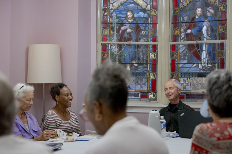 Pastor Shawn Moses Anglim, center right, leads Learning to be Elders class at First Grace United Methodist Church in New Orleans, Wednesday, Sept. 25, 2024. (AP Photo/Matthew Hinton)