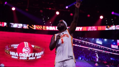 Young Jeezy performs during the Hawks Draft Viewing Party during the Hawks Draft Viewing Party on Wednesday, June 26, 2024, in Atlanta, at State Farm Arena in Atlanta, Georgia. (Atlanta Journal-Constitution/Jason Allen)