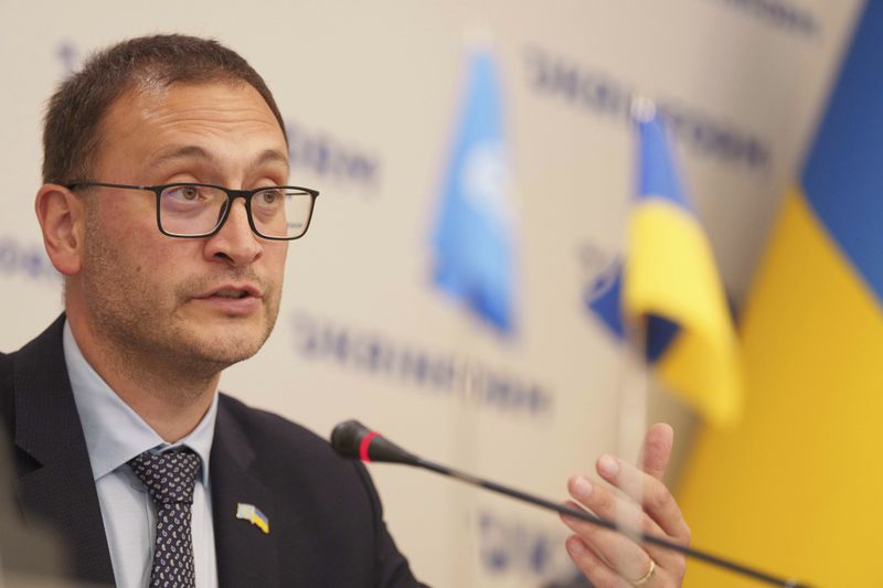 Doctor Jarno Habicht, WHO Representative in Ukraine speaks to the media during a press conference in Kyiv, Ukraine, Thursday Sept. 12, 2024. (AP Photo/Evgeniy Maloletka)