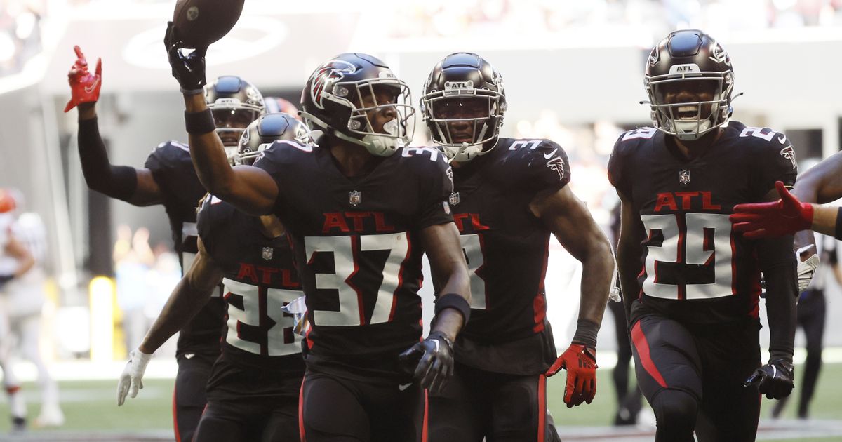 Alford interception locks up Falcons' 23-20 win over Browns